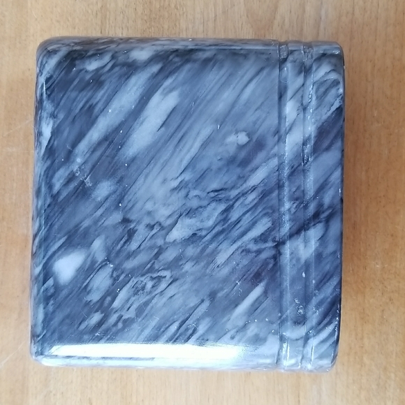 Vintage Marble Toothbrush Holder - Picture 5 of 8